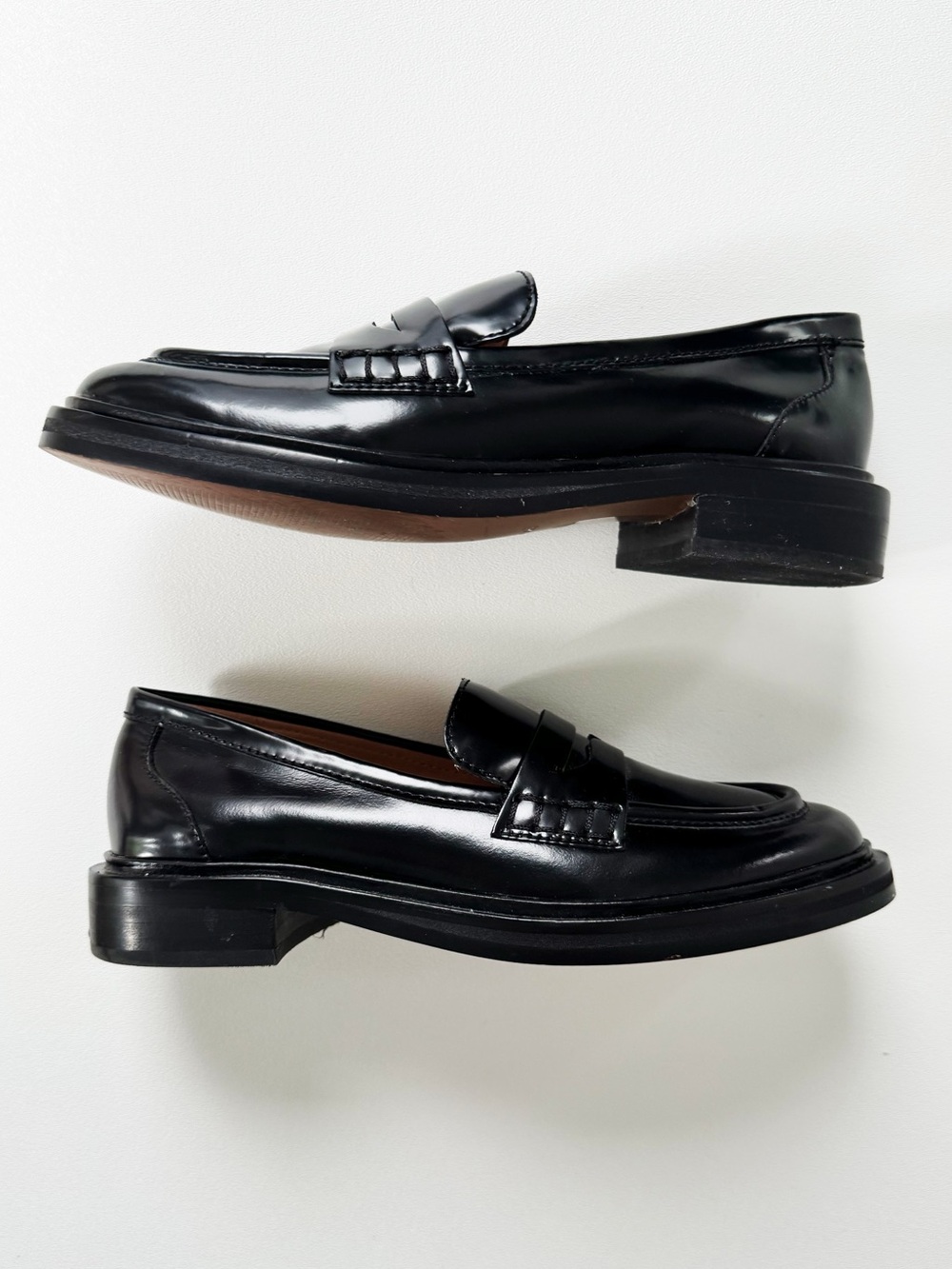 The Madewell Vernon Loafer in Black | 6.5 - Picture 3 of 11